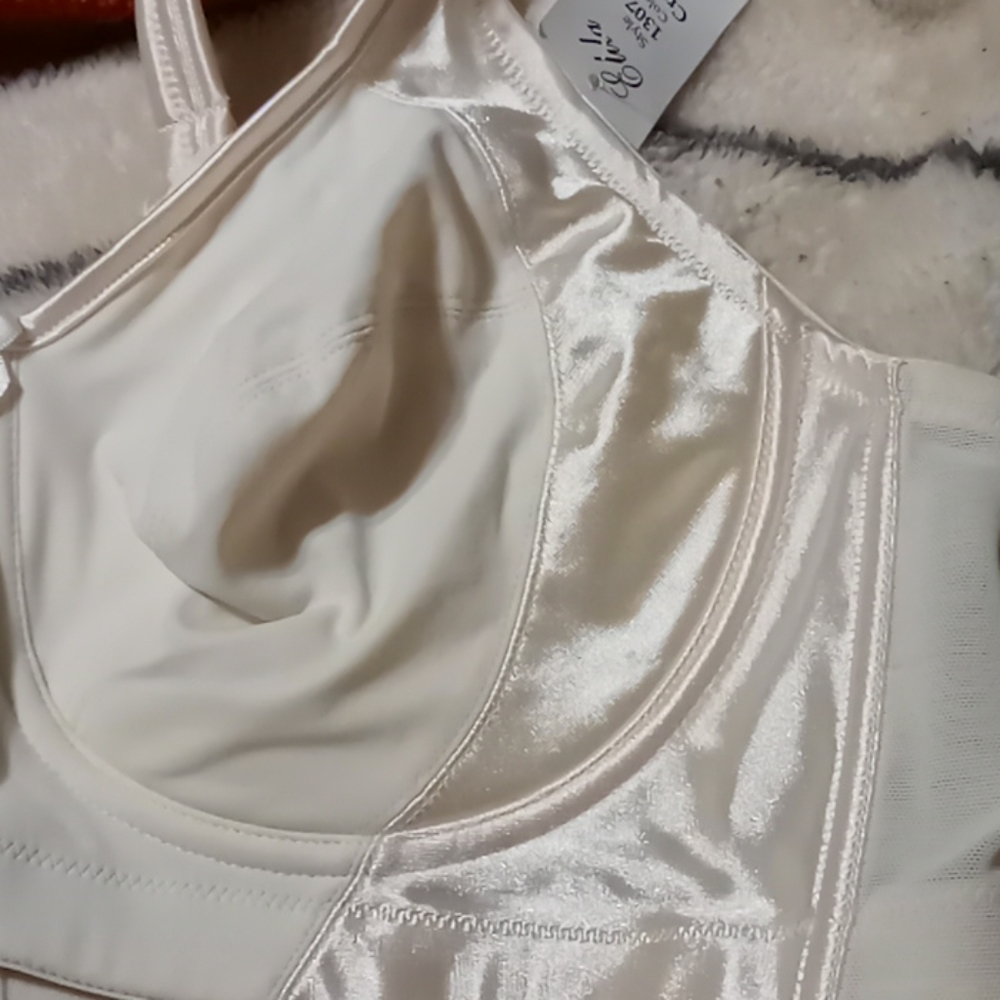 Bra - Picture 3 of 4
